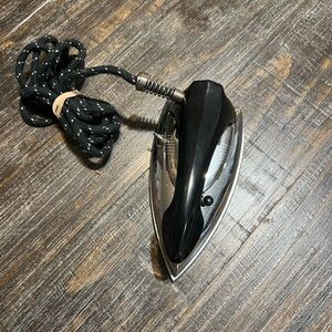 Vintage General Electric Iron